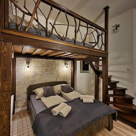 Vintage Apartman In City Center Miskolc Eksteriør bilde