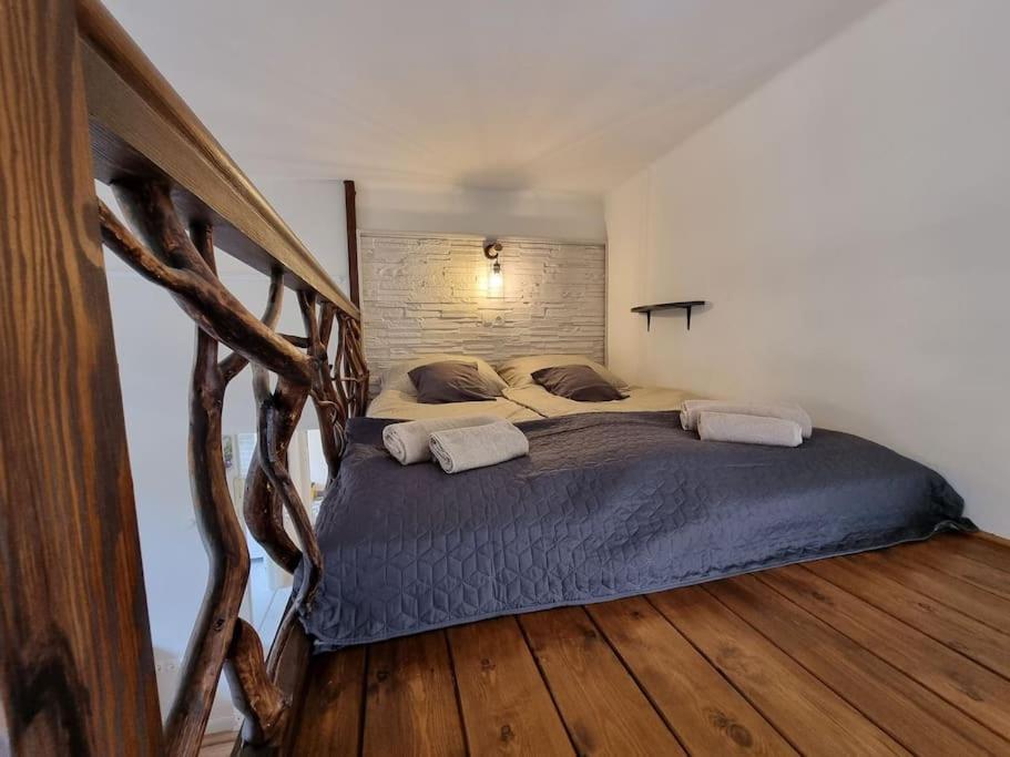 Vintage Apartman In City Center Miskolc Eksteriør bilde